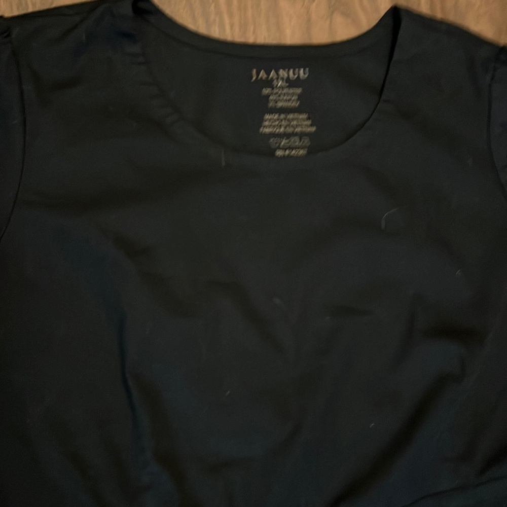 Jaanuu scrub set